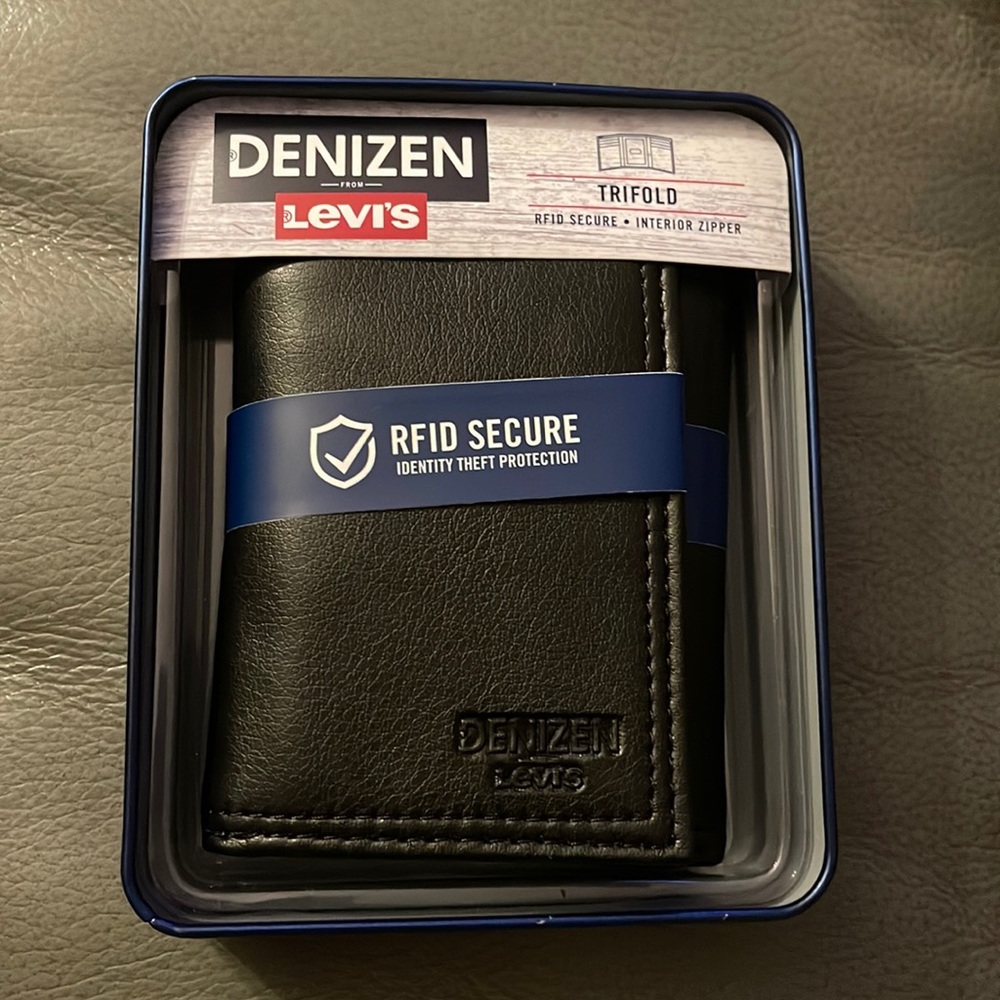 Levi’s Denizen Black Wallet